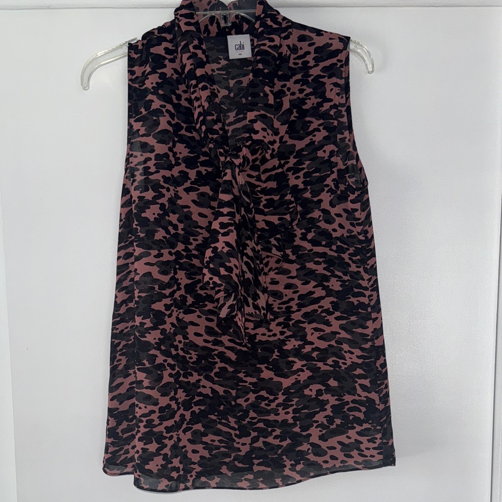 CAbi Women's Sleeveless Blouse - Black and Pink